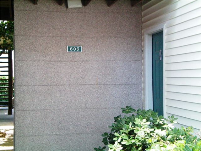 603 W Island Square Drive, St Simons Island, GA 31522