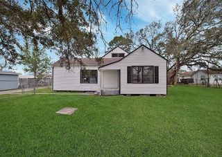 1623 Main Street, La Marque, TX 77568