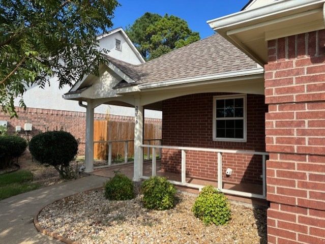 2316 Clermont Lane, Denton, TX 76205