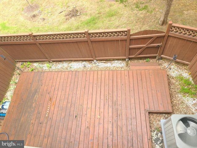 13586 CEDAR RUN LN, Herndon, VA 20171
