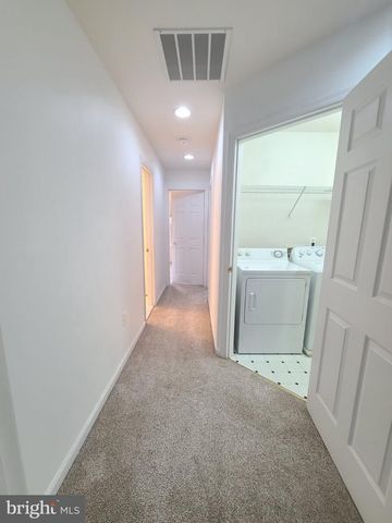 13586 CEDAR RUN LN, Herndon, VA 20171