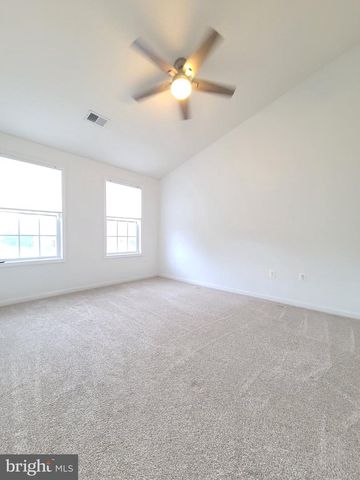 13586 CEDAR RUN LN, Herndon, VA 20171