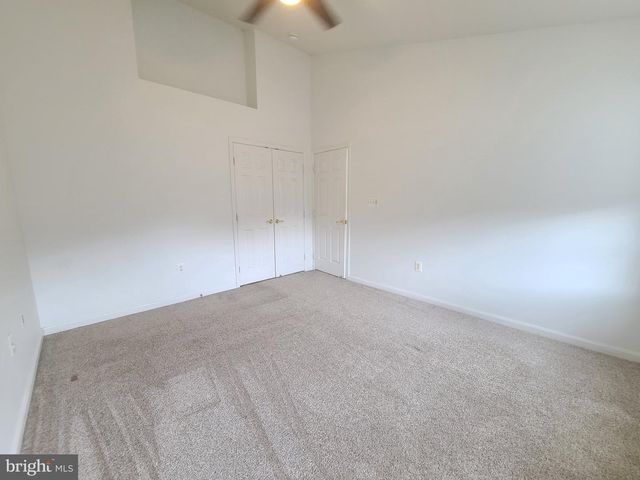 13586 CEDAR RUN LN, Herndon, VA 20171