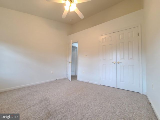13586 CEDAR RUN LN, Herndon, VA 20171