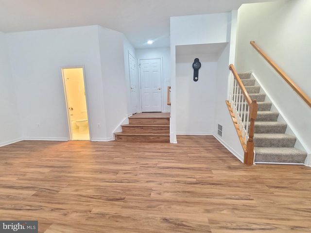 13586 CEDAR RUN LN, Herndon, VA 20171