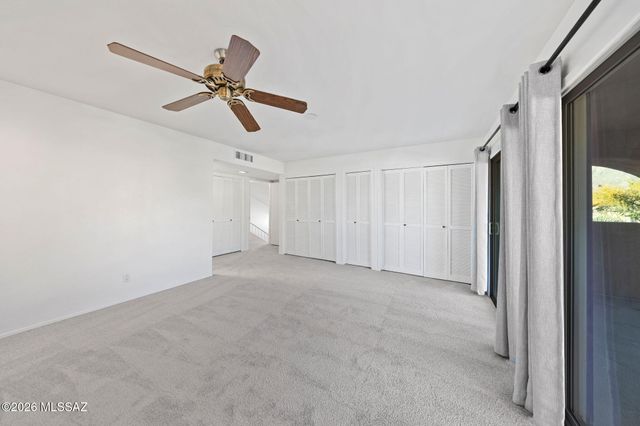 5625 N Camino De La Noche, Tucson, AZ 85718