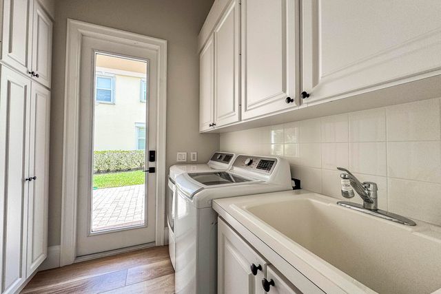 246 Barbados Drive, Jupiter, FL 33458