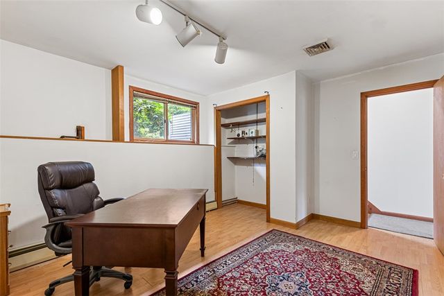 12 Silver Street, Warwick, RI 02889