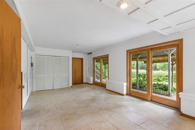 12 Silver Street, Warwick, RI 02889