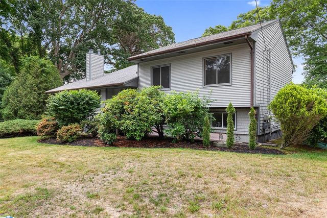 12 Silver Street, Warwick, RI 02889