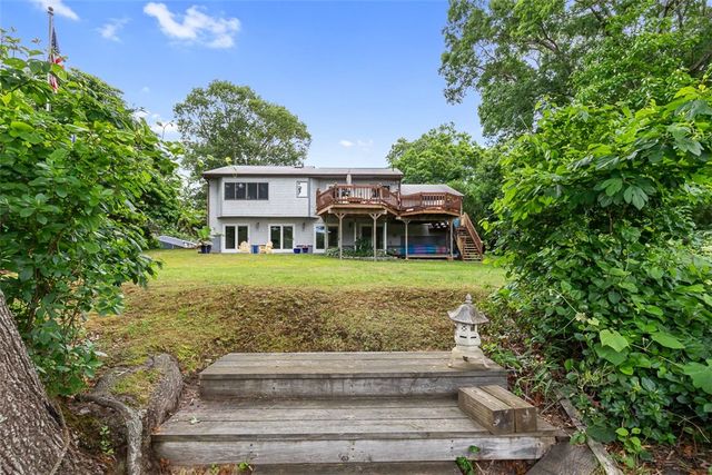 12 Silver Street, Warwick, RI 02889