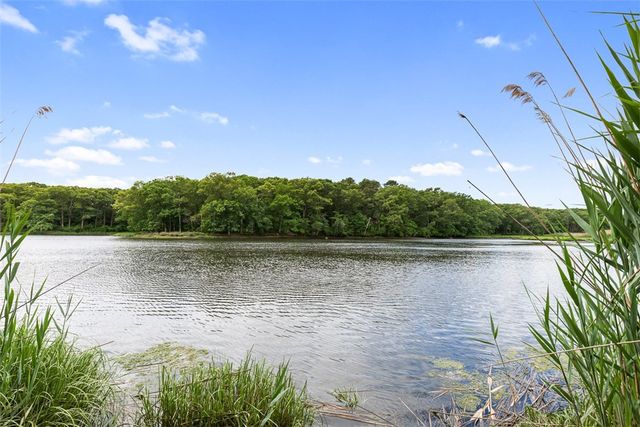 12 Silver Street, Warwick, RI 02889
