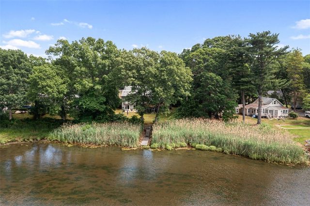 12 Silver Street, Warwick, RI 02889
