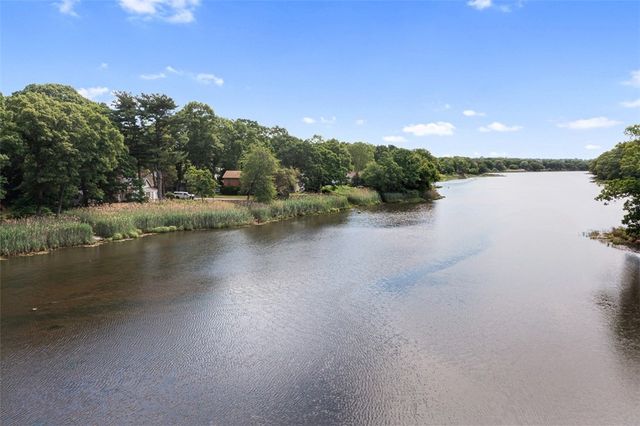 12 Silver Street, Warwick, RI 02889