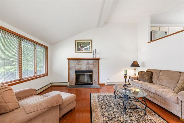12 Silver Street, Warwick, RI 02889