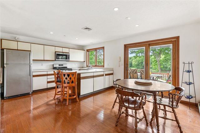 12 Silver Street, Warwick, RI 02889