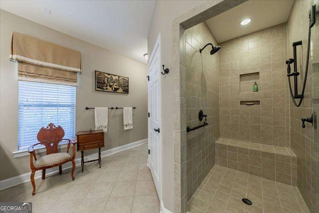 120 Chastain Road NW 1002, Kennesaw, GA 30144