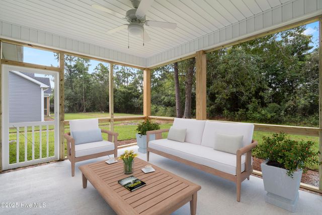 311 W South Shore Drive, Southport, NC 28461