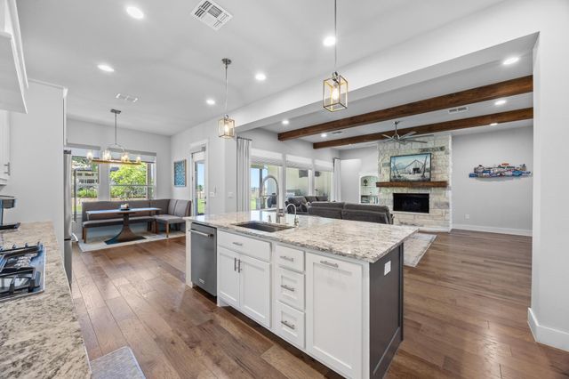 2208 Quarry LOOP, Leander, TX 78641