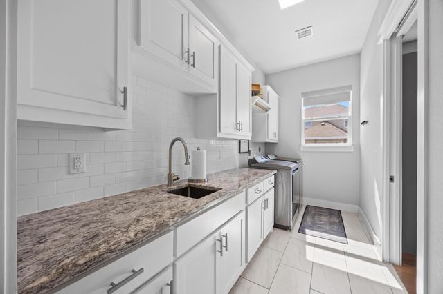 2208 Quarry LOOP, Leander, TX 78641