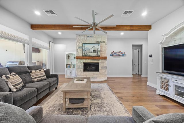 2208 Quarry LOOP, Leander, TX 78641