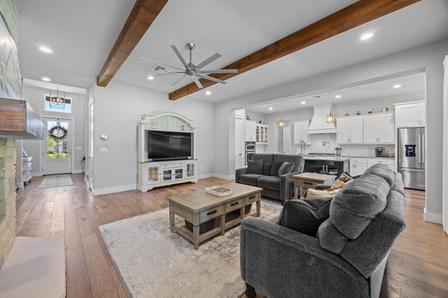 2208 Quarry LOOP, Leander, TX 78641