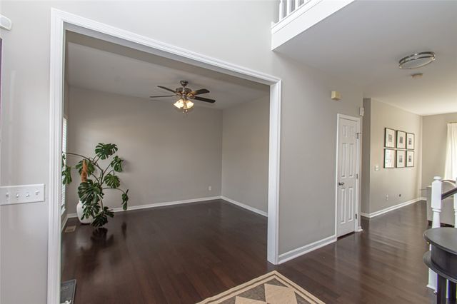 1586 Heritage Lake Drive, Centerville, OH 45458