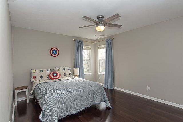 1586 Heritage Lake Drive, Centerville, OH 45458