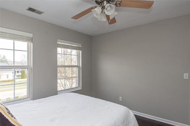 1586 Heritage Lake Drive, Centerville, OH 45458