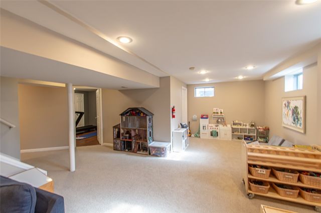 1586 Heritage Lake Drive, Centerville, OH 45458