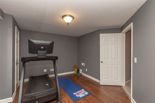 1586 Heritage Lake Drive, Centerville, OH 45458