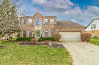 1586 Heritage Lake Drive, Centerville, OH 45458
