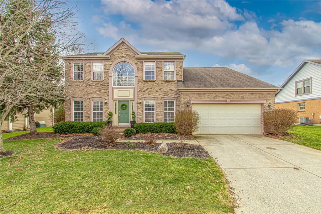 1586 Heritage Lake Drive, Centerville, OH 45458