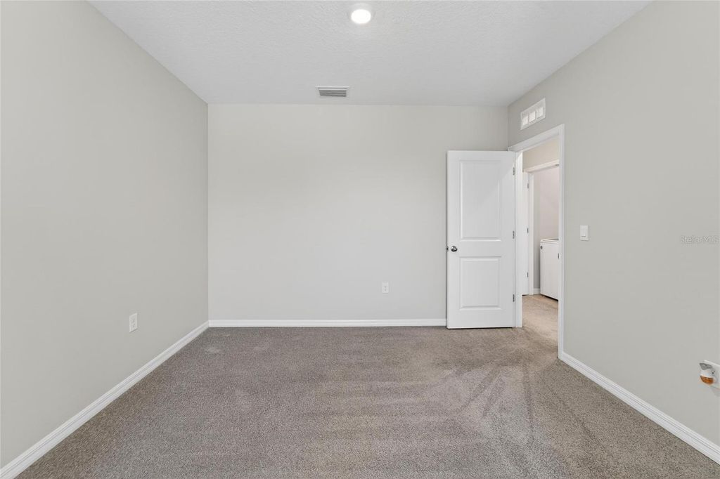 Image 41 of property listing at 188 MANGROVE SHADE CIRCLE, Apollo Beach, FL 33572