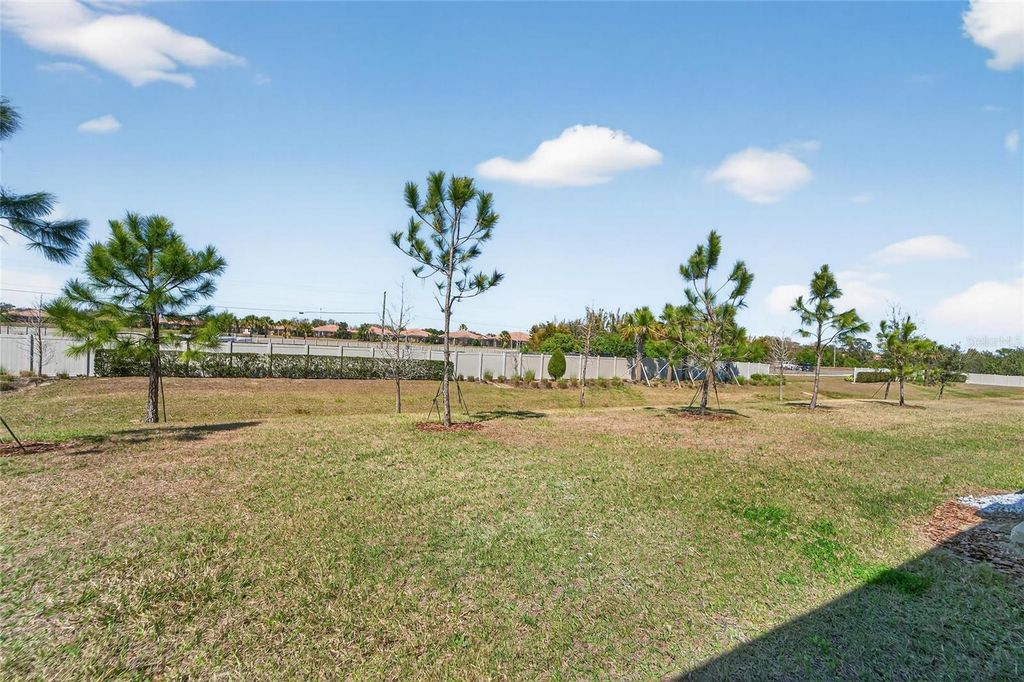 Image 51 of property listing at 188 MANGROVE SHADE CIRCLE, Apollo Beach, FL 33572