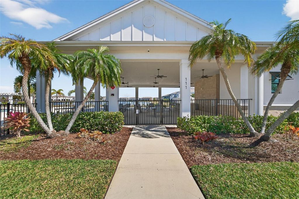 Image 56 of property listing at 188 MANGROVE SHADE CIRCLE, Apollo Beach, FL 33572