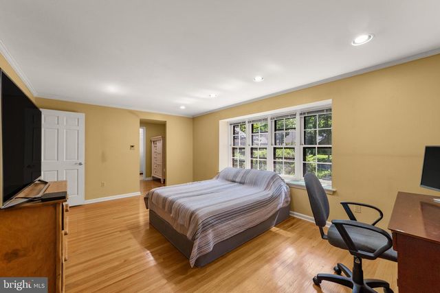 110 PARTREE RD, Cherry Hill, NJ 08003