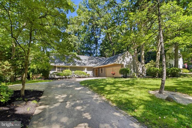 110 PARTREE RD, Cherry Hill, NJ 08003