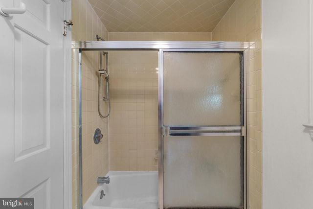110 PARTREE RD, Cherry Hill, NJ 08003