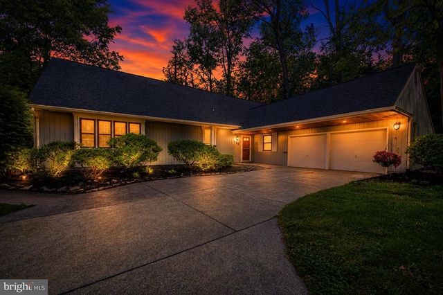 110 PARTREE RD, Cherry Hill, NJ 08003