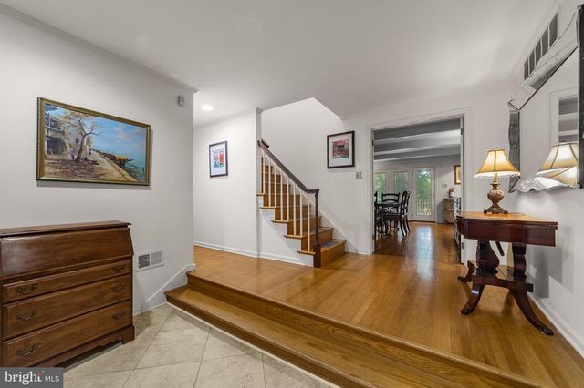 110 PARTREE RD, Cherry Hill, NJ 08003
