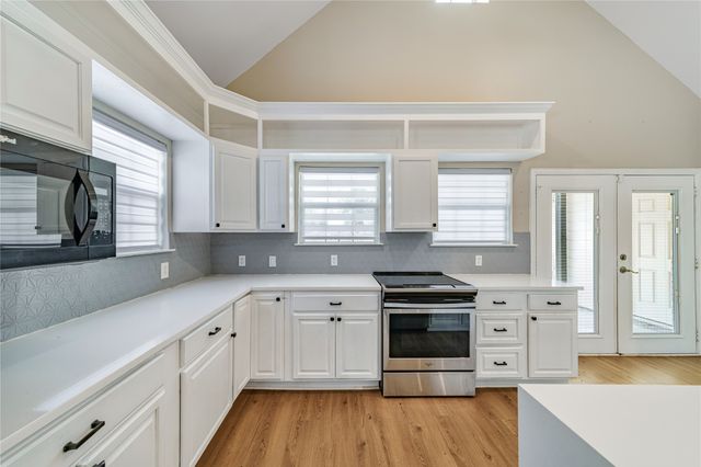 8306 Chesham Drive, Rowlett, TX 75088