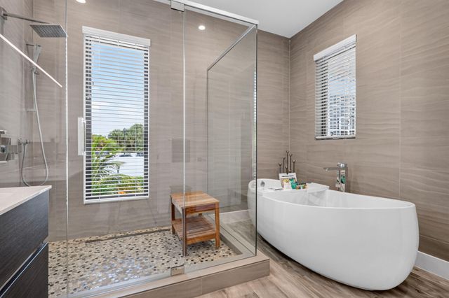 336 Balboa Street, Hollywood, FL 33019