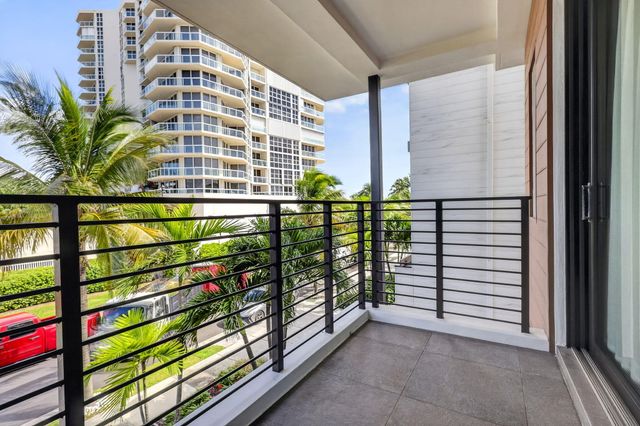 336 Balboa Street, Hollywood, FL 33019