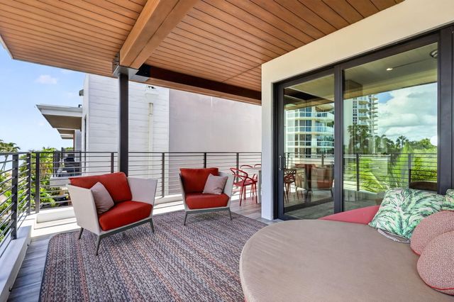 336 Balboa Street, Hollywood, FL 33019
