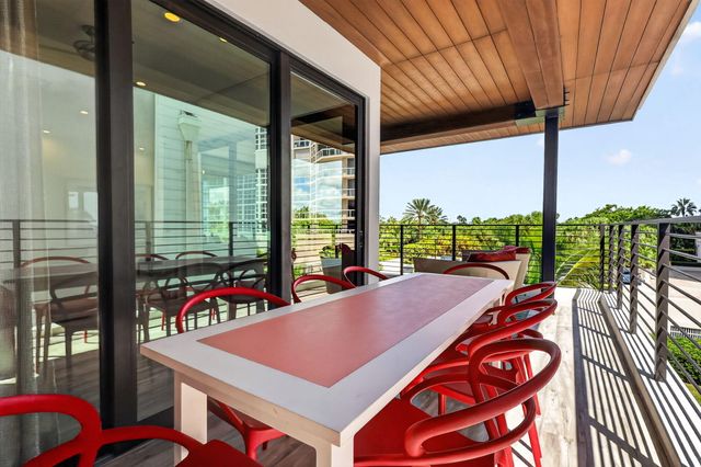 336 Balboa Street, Hollywood, FL 33019
