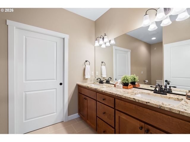 17804 Ne 17TH Ave, Ridgefield, WA 98642