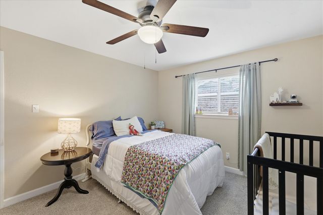 217 E Louella Drive, Hurst, TX 76054