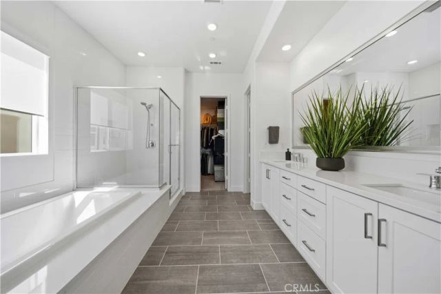 27516 Golden Currant Place, Valencia, CA 91381