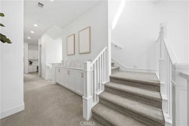 27516 Golden Currant Place, Valencia, CA 91381